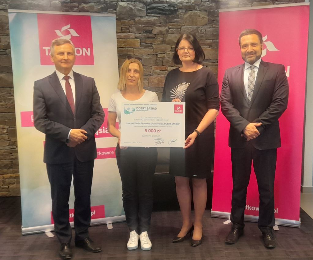 Szkoła Podstawowa nr 2 im. Henryka Sienkiewicza w Krzeszowicach