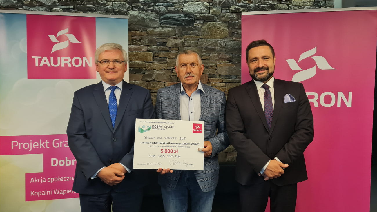 Gminny Klub Sportowy ŚWIT w Krzeszowicach